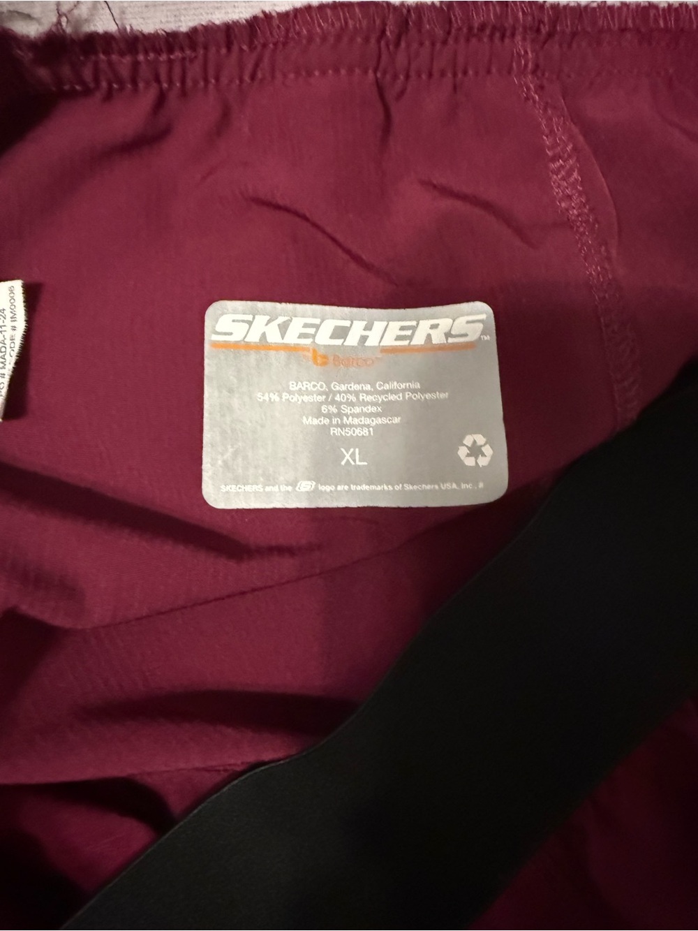 Skechers Scrub Burgundy Scrub Set XL - Picture 4 of 8